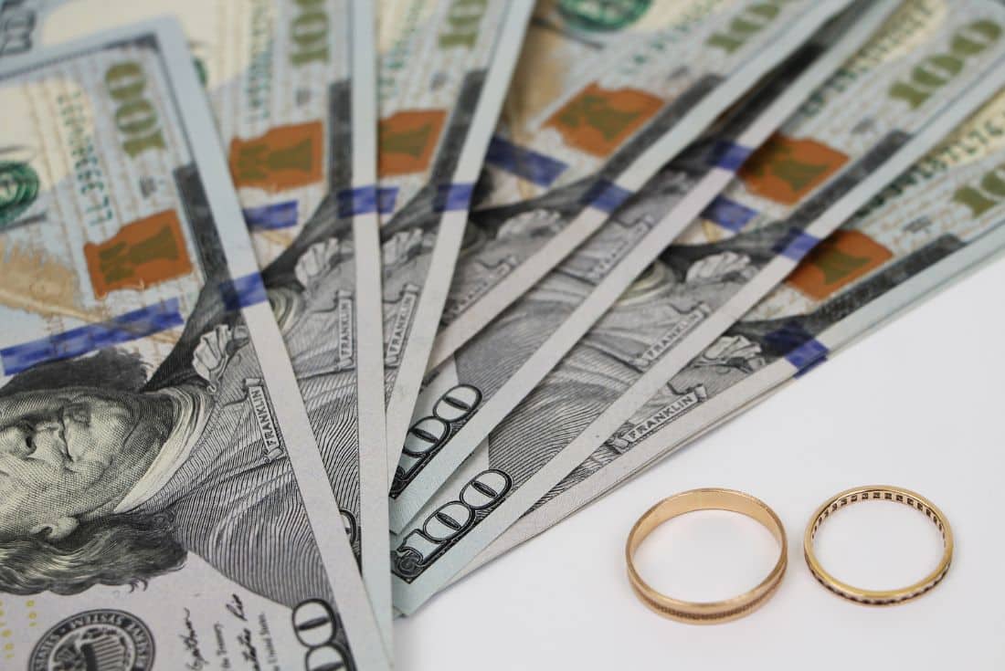 Why You Shouldn’t Empty a Joint Bank Account During Divorce