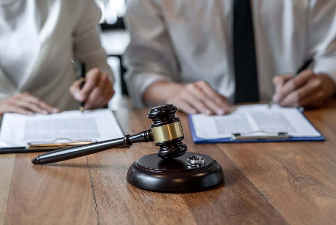 8 Ways To Mitigate Courtroom Drama During Divorce